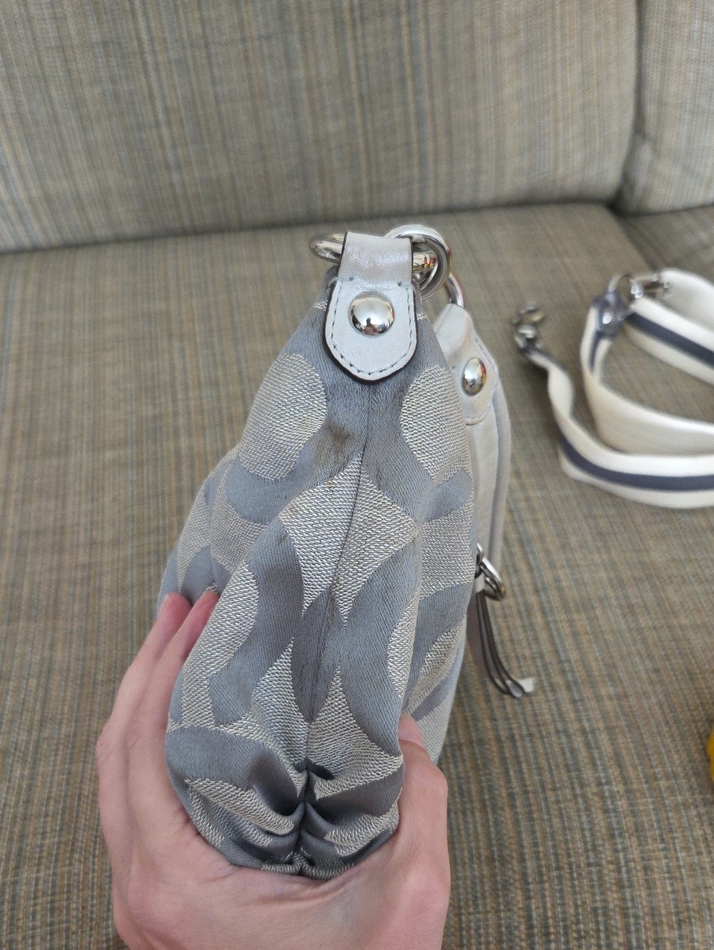 Coach Poppy Gray Signature Canvas Shoulder Bag with Removable StrapCoavh - Picture 9 of 11